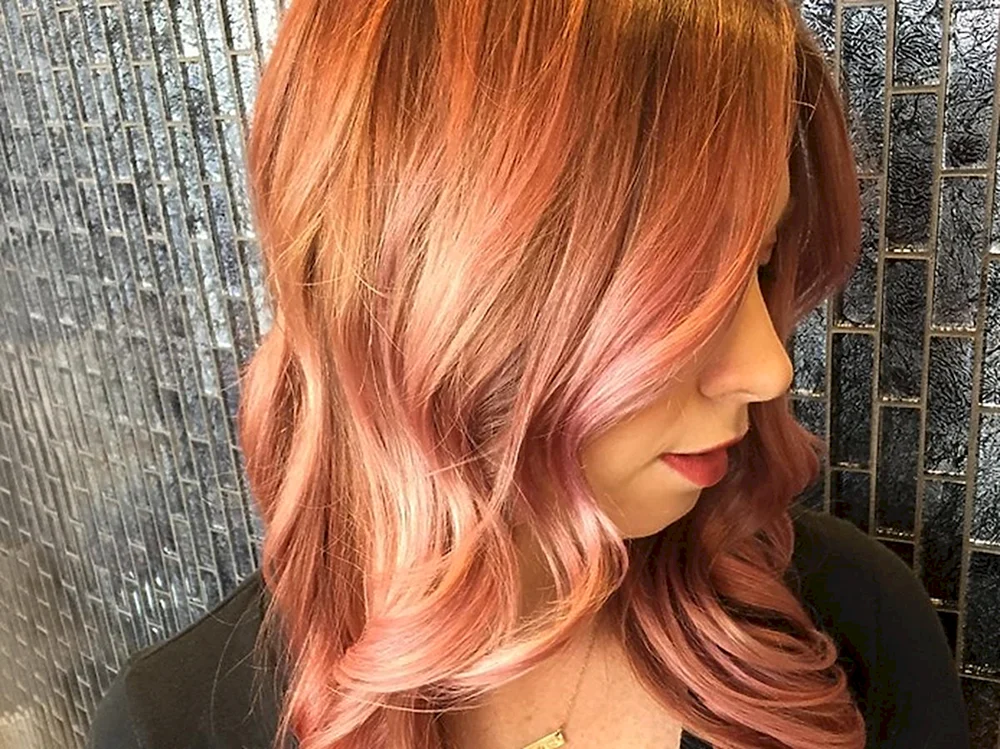Rose Gold Haarfarbe
