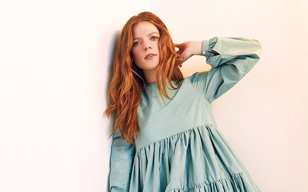 Rose Leslie Leslie