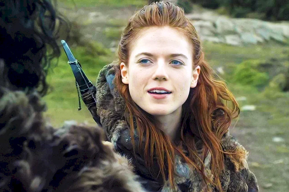 Rose Rose Leslie