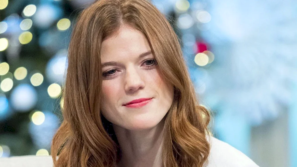 Rose Leslie 2022