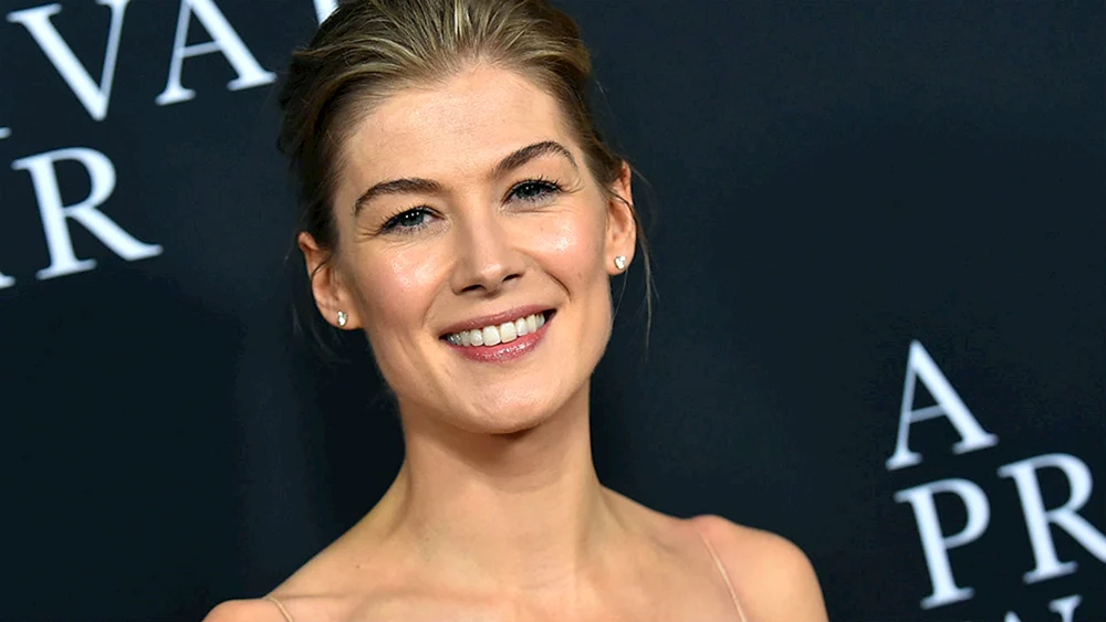 Rosamund Pike 2022