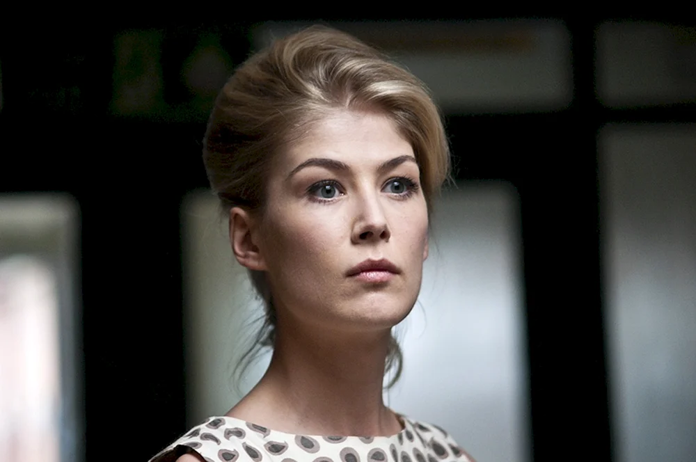 Rosamund Hecht