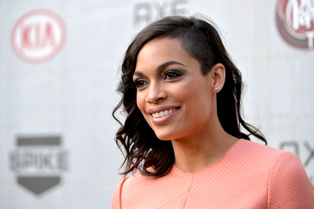 Rosario Dawson foto