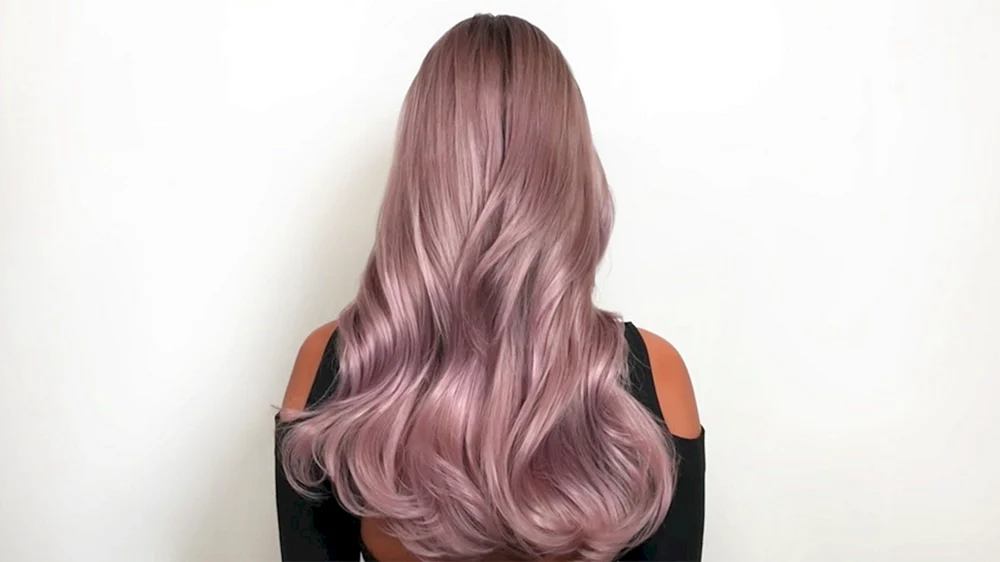 Pinke Haarfarbe