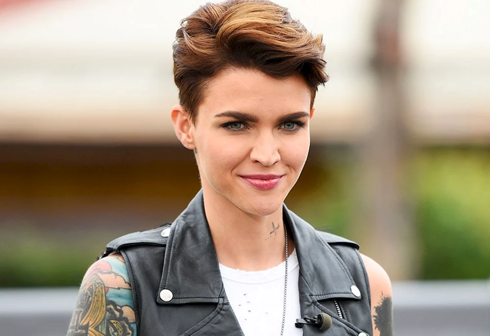 Ruby Rose Meg