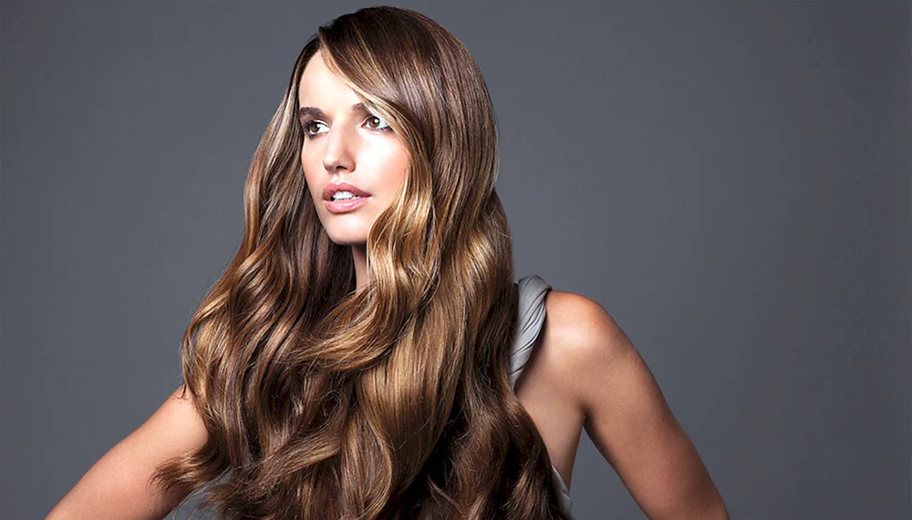 Hellblonde Asche Haarfarbe
