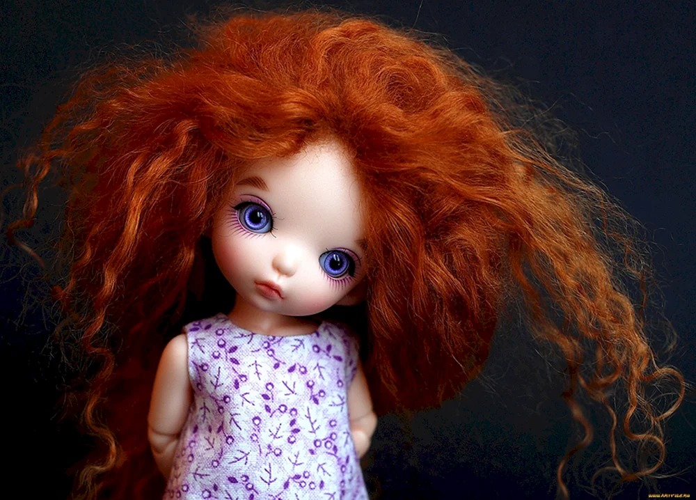 Redhead Puppe