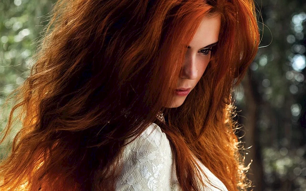 Model Katrin Kühn rothaarig