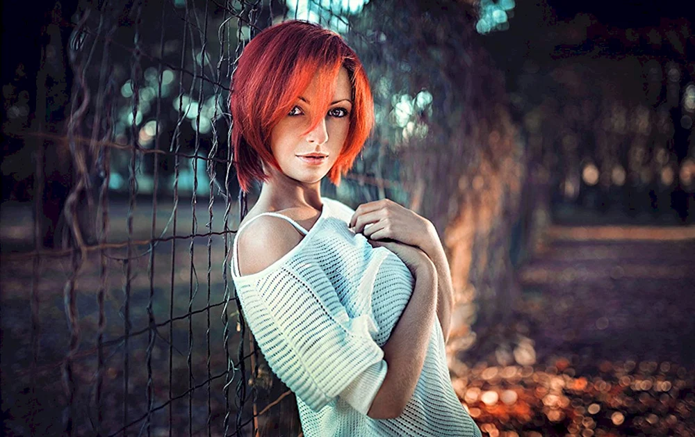 Rote kurze Haare