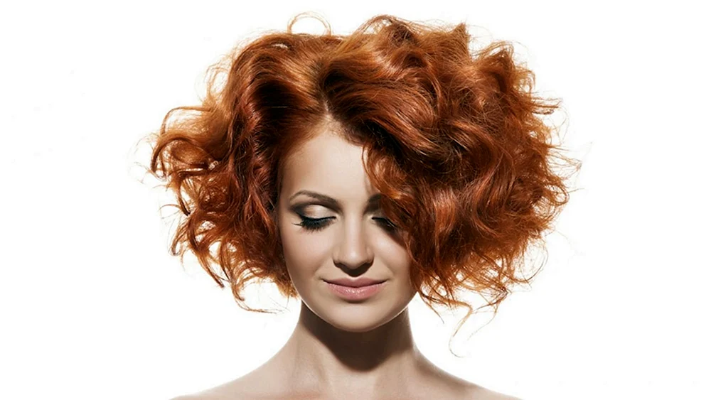 Lockiges rotes Haar