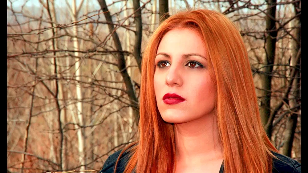 Alexandra Girsky rothaarig für rothaariges Haar