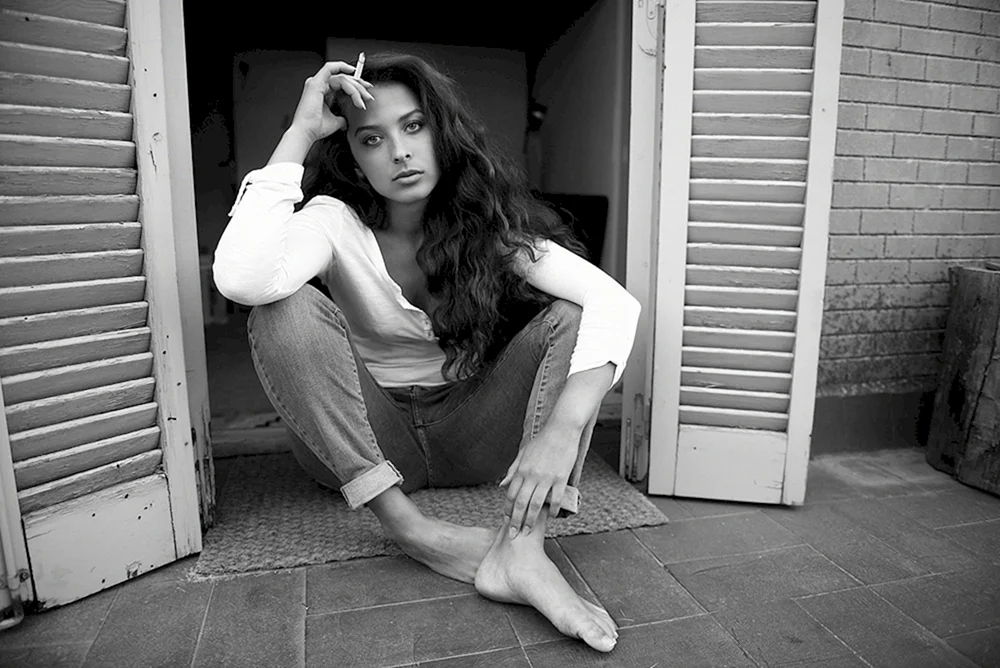 Sabina Akterina Moderatorin