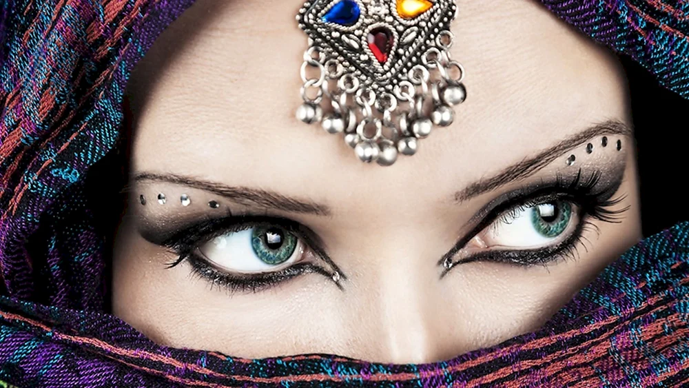 Sabina Baisakova Orientalische Augen. Orientalische Augen