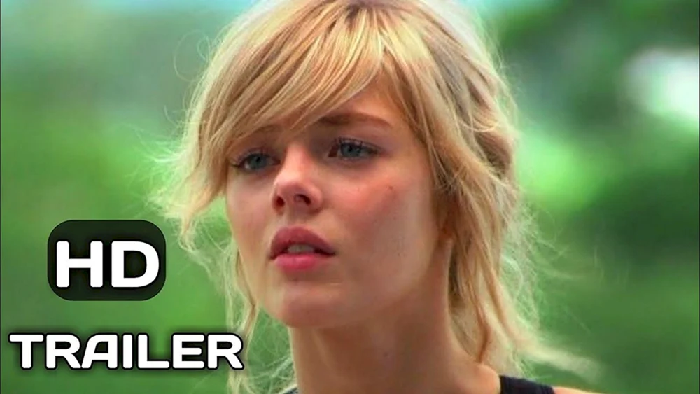 Samara Weaving heiß