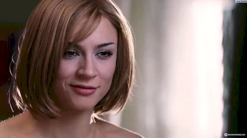 Samaire Armstrong