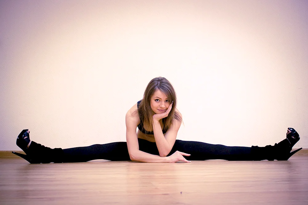 Sommer Glau twine