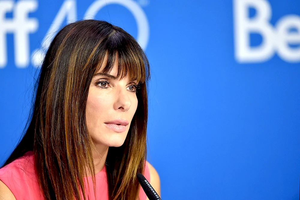 Sandra Bullock