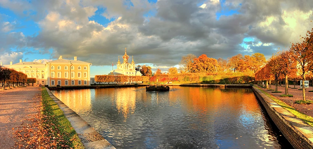 Alexandrowski-Park Puschkin St. Petersburger Herbst
