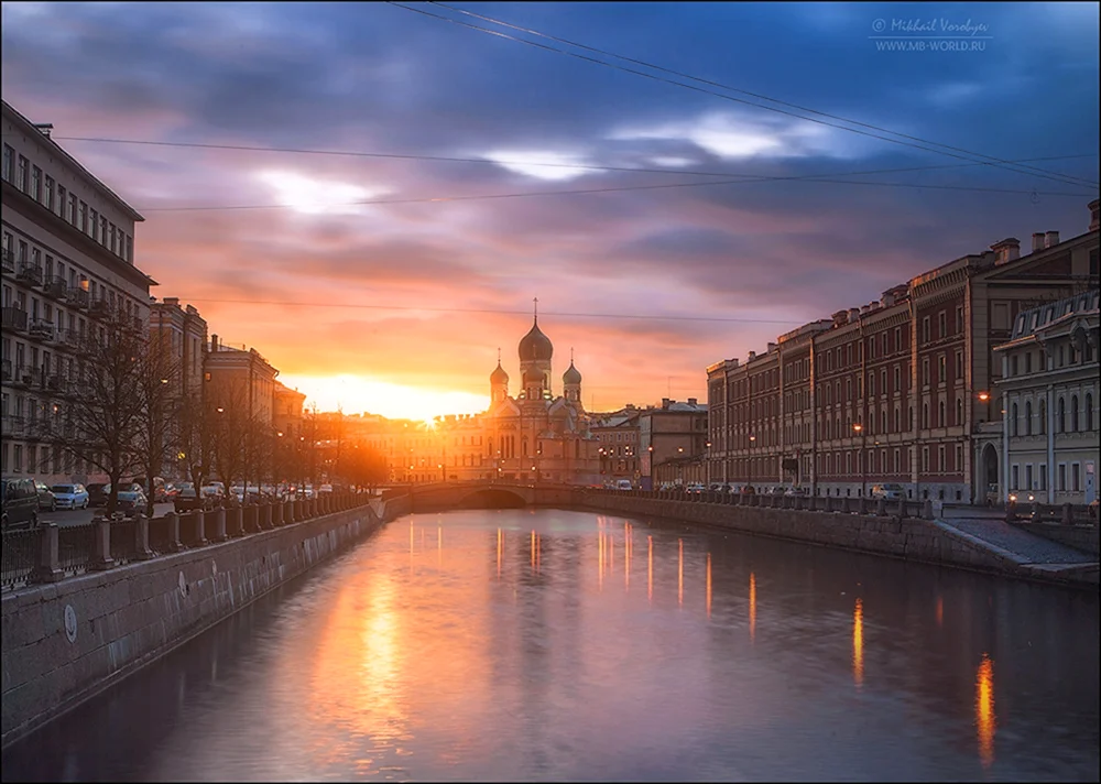 St. Petersburg Fluss Newa Griboedova Kanal