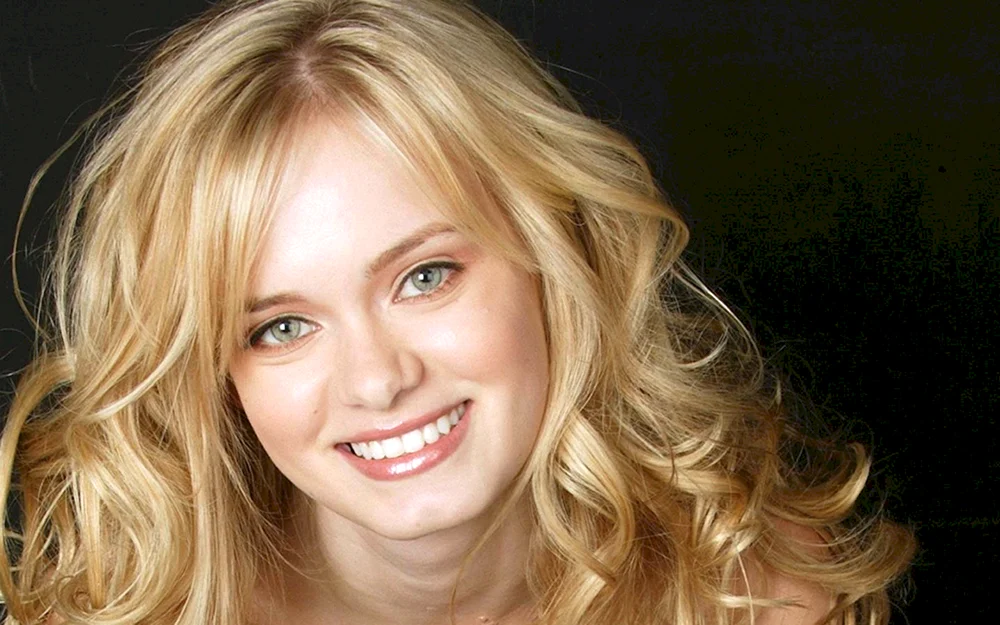 Aquamarine film 2006 Sarah Paxton