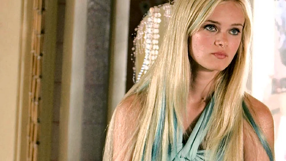 Sara Paxton