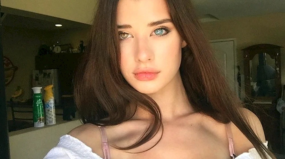 Sarah MCDANIEL