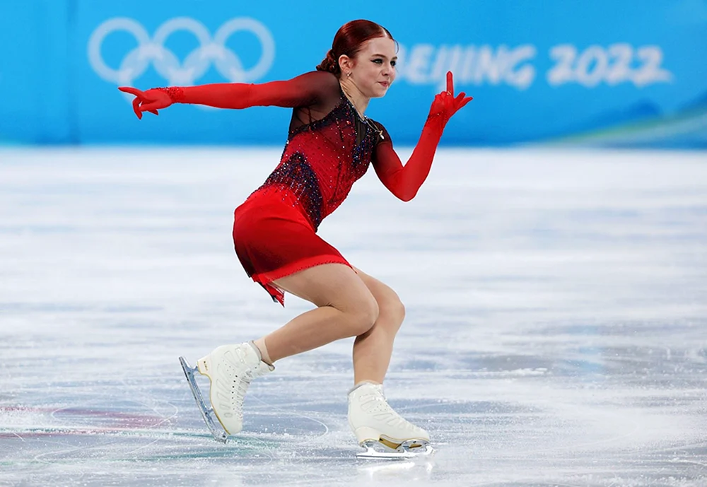 Sasha Trusova Eiskunstläuferin 2022