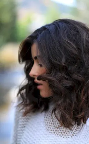 Sazan Hendricks kare