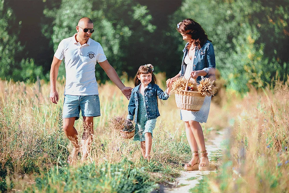 Familienfoto in der Natur. Foto-Shooting