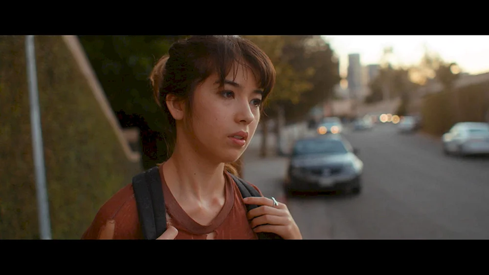 Serie Nicole Bloom Schamlos