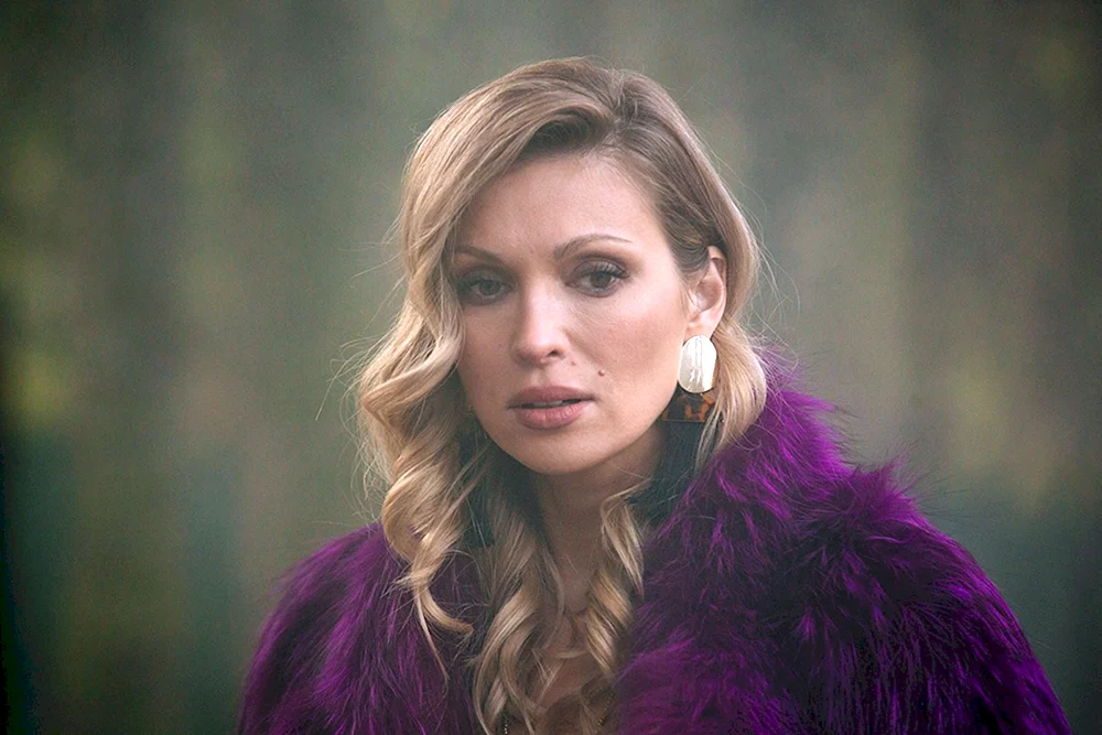 Eugenia Yarushnikova Schauspielerin. Yarushnikova in der TV-Serie Sinichka