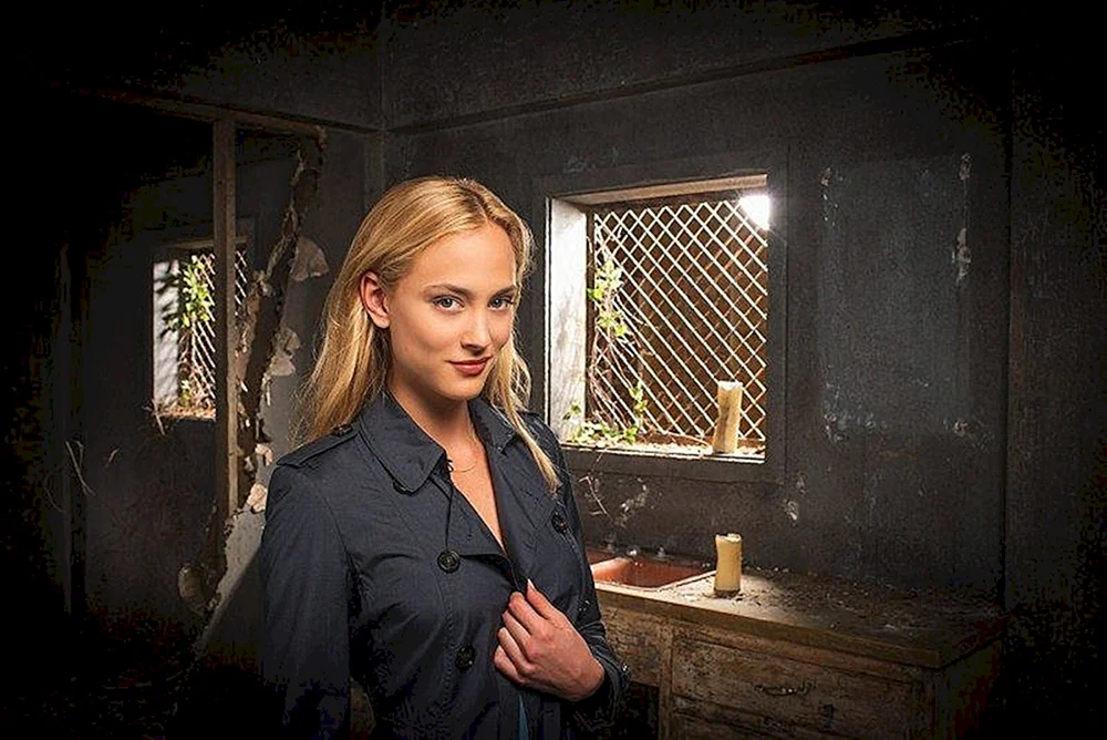 Nora Arnezeder in Filmworten