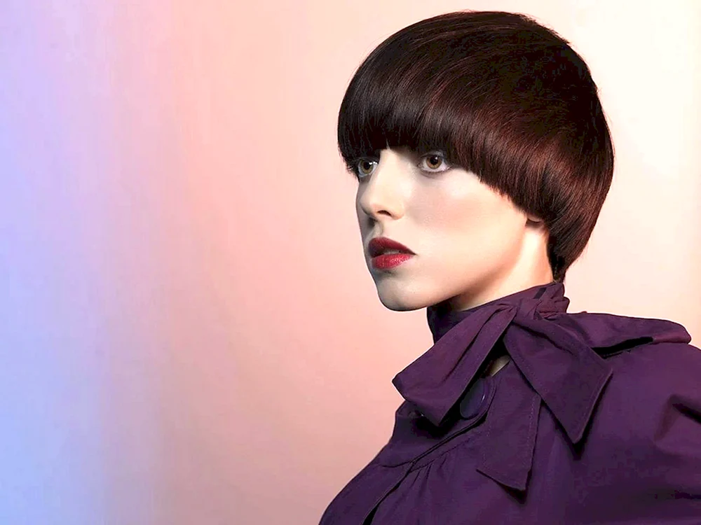 Sesson Bare Haircut