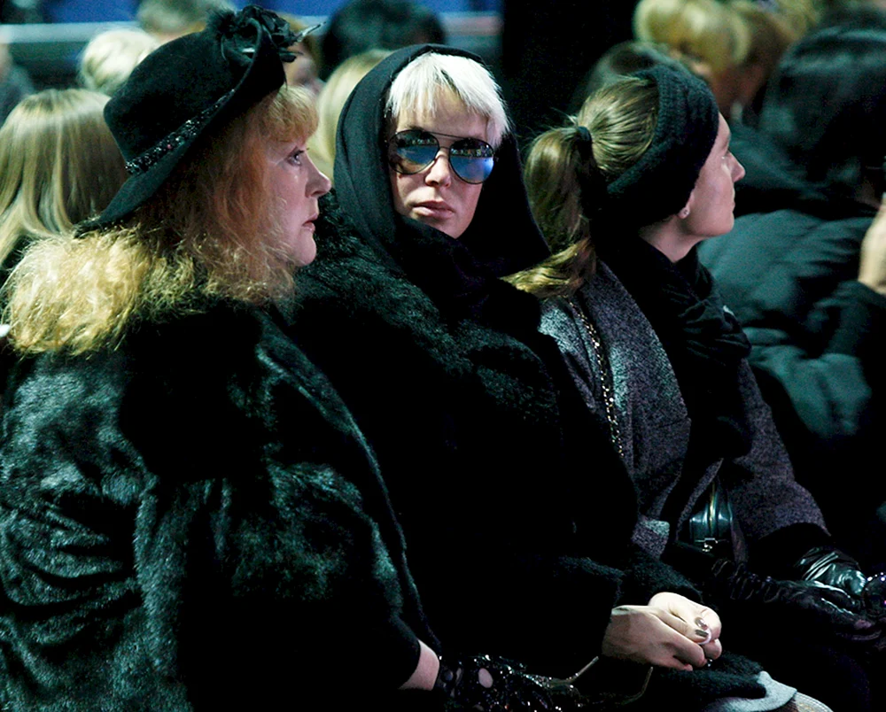 Shabtai Henrikhovich Kalmanovich und Anastasia