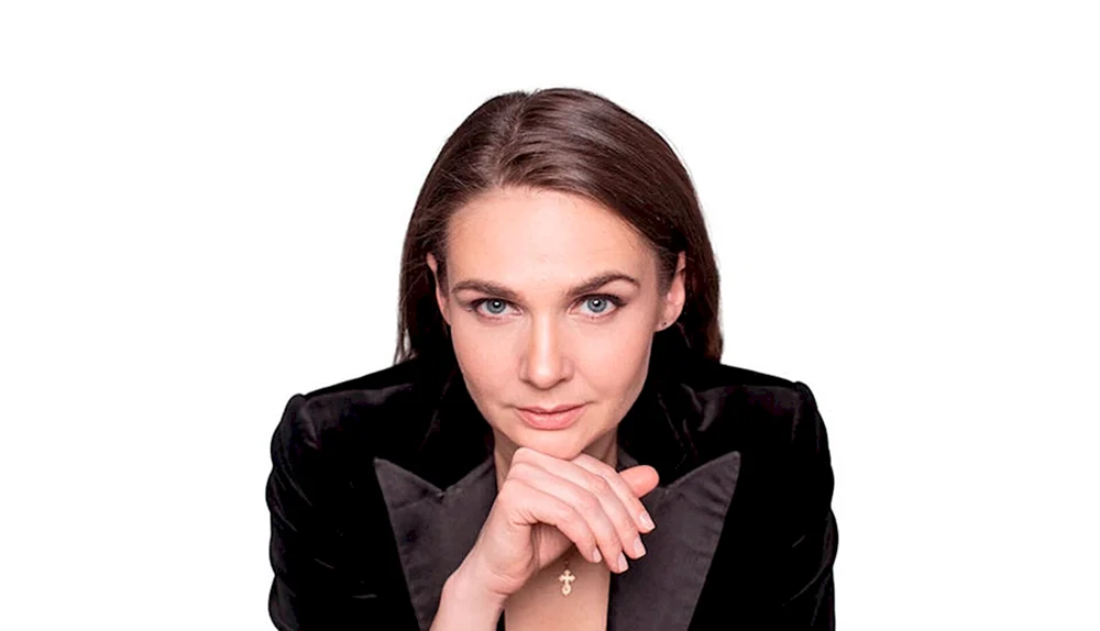 Anna Shafran Beine