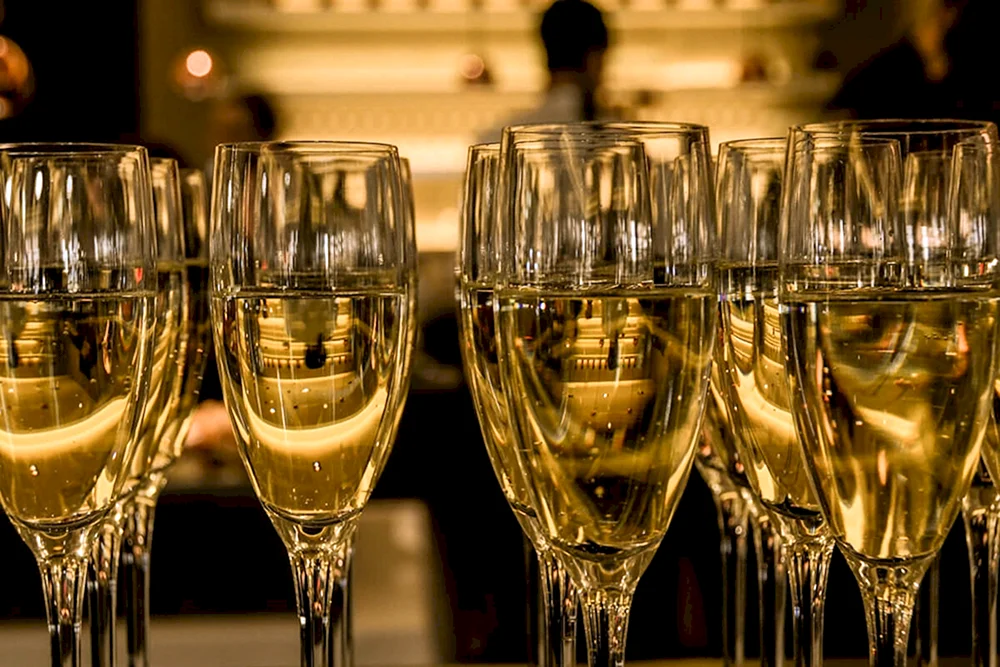 Champagnergläser Champagner
