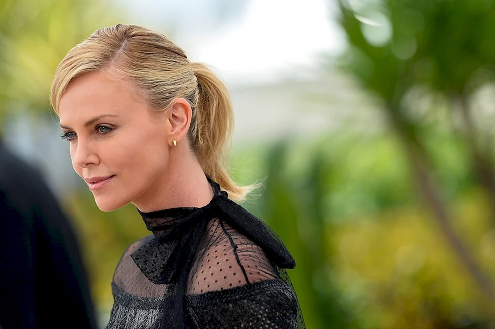 Charlise Theron 2022