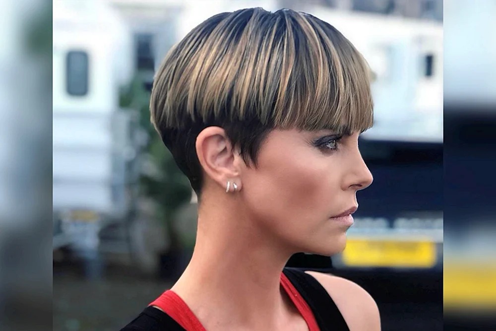 Jungen Haarschnitt Natalia Kononova