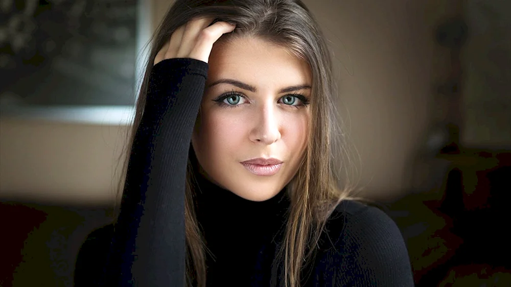 Chatka mit blauen Augen