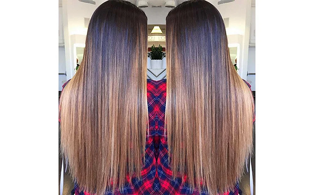 Balayage Balayage auf dunklem glatten Haar