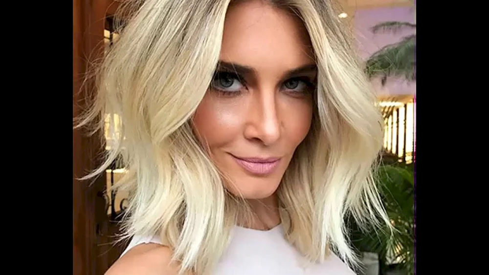 Smokey blond total blond bob