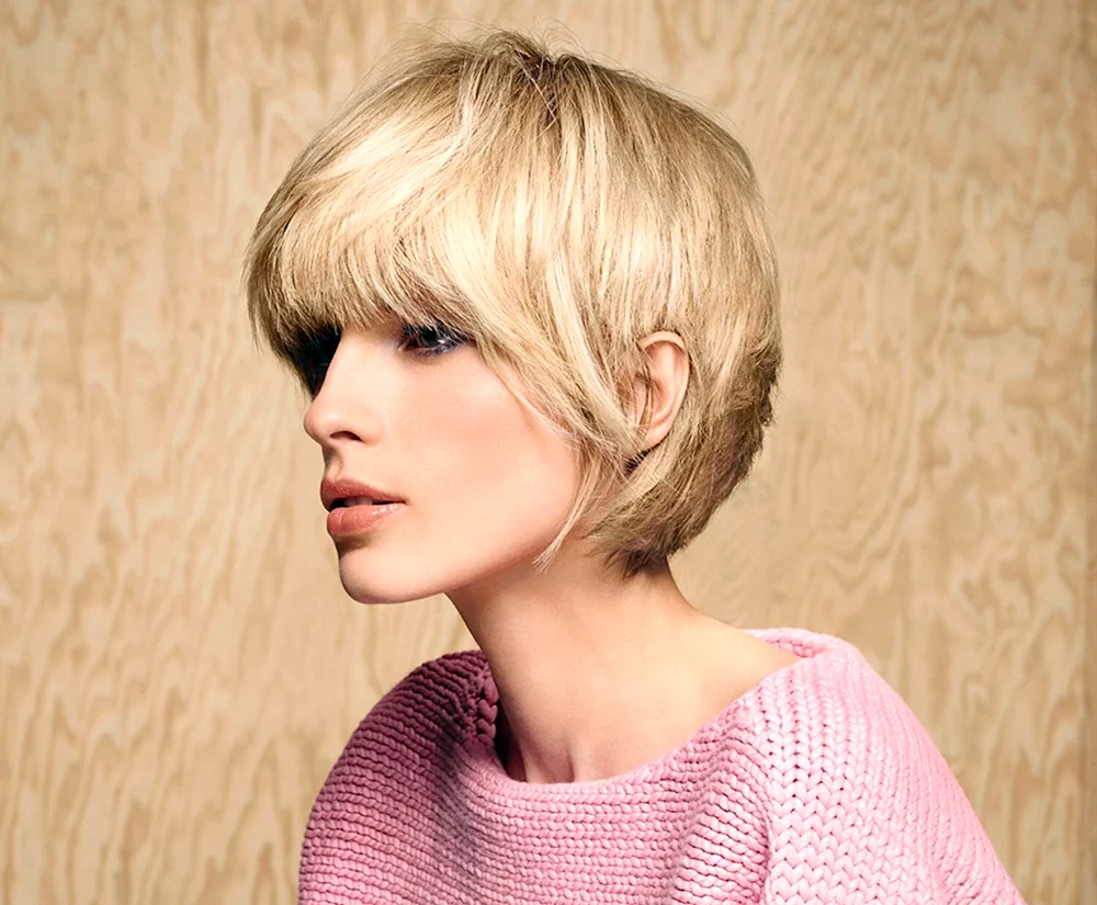Cascade Shaggy bob