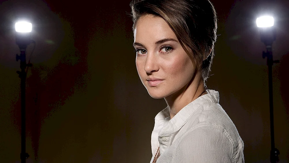 Shailene Woodley 2022