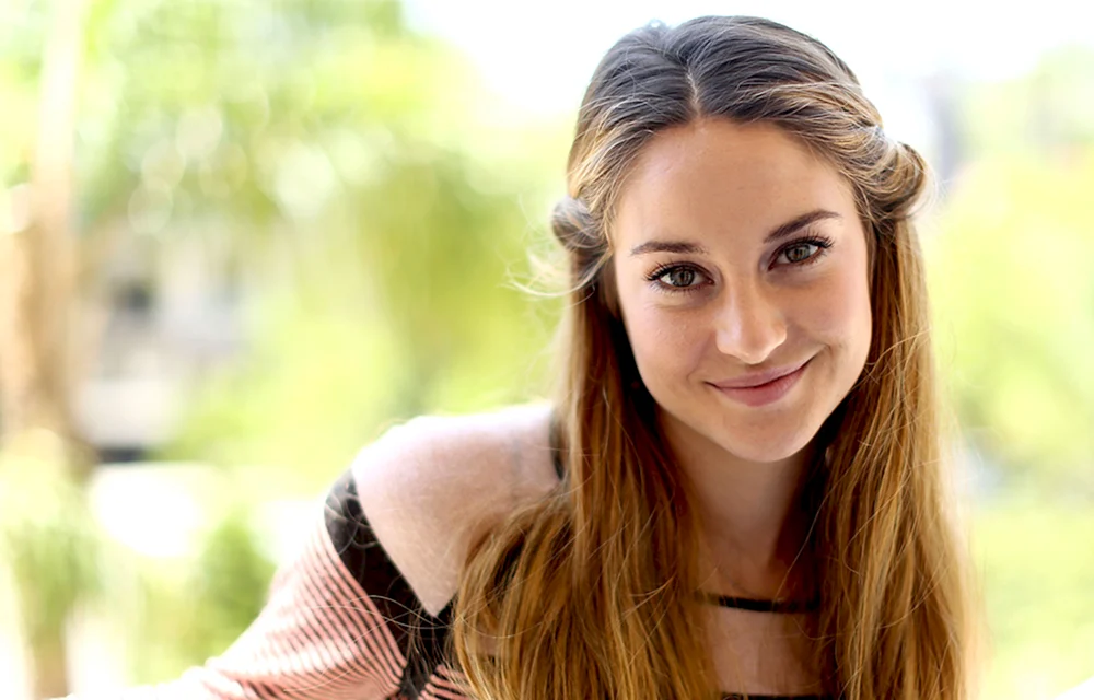 Shailene Woodley 2021