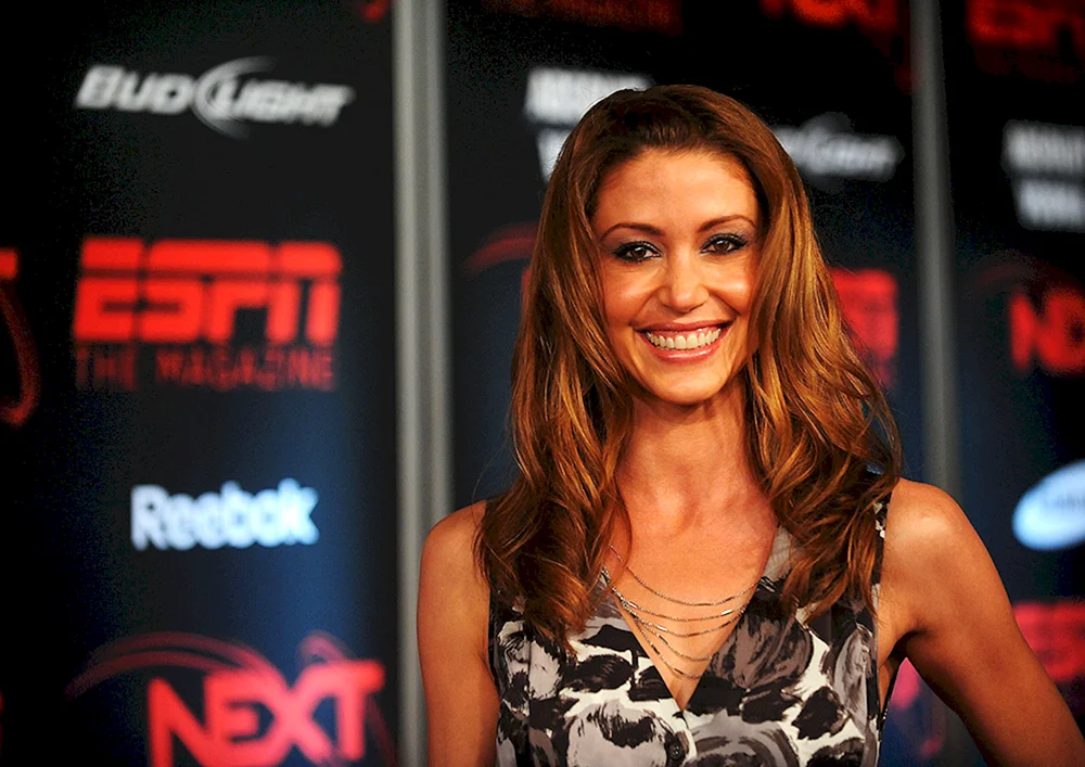 Shannon Elizabeth 2020