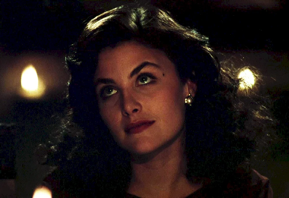 Sherilyn Fenn Elena