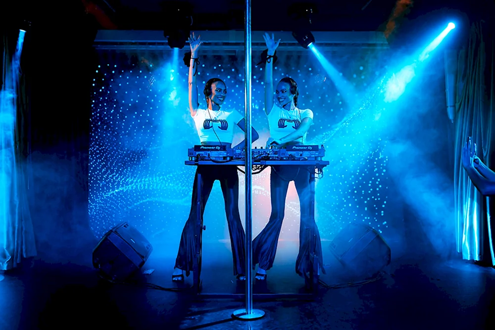 Show Mädchen Jekaterinburg