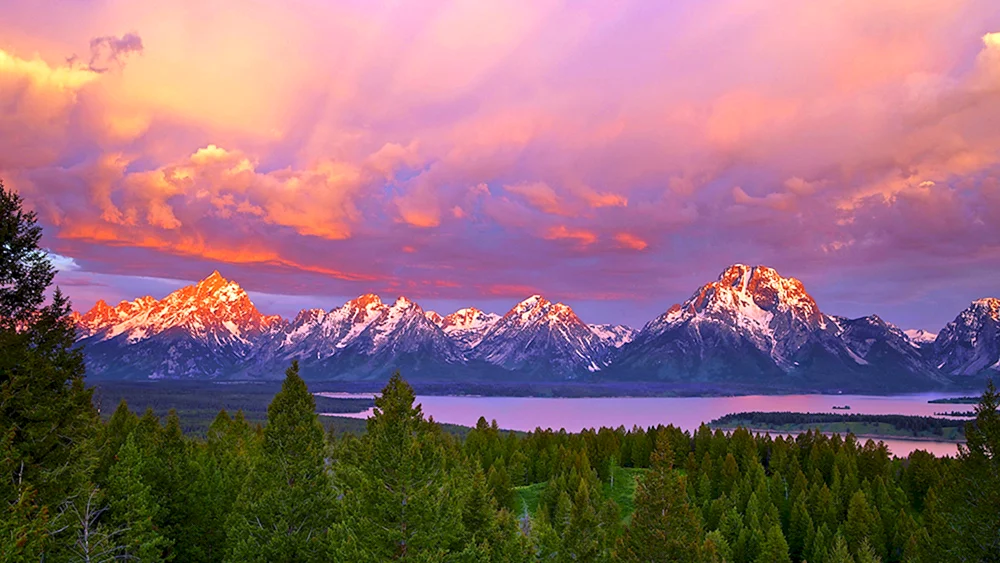 Bergsonnenaufgang in den USA Wyoming Grand Teton