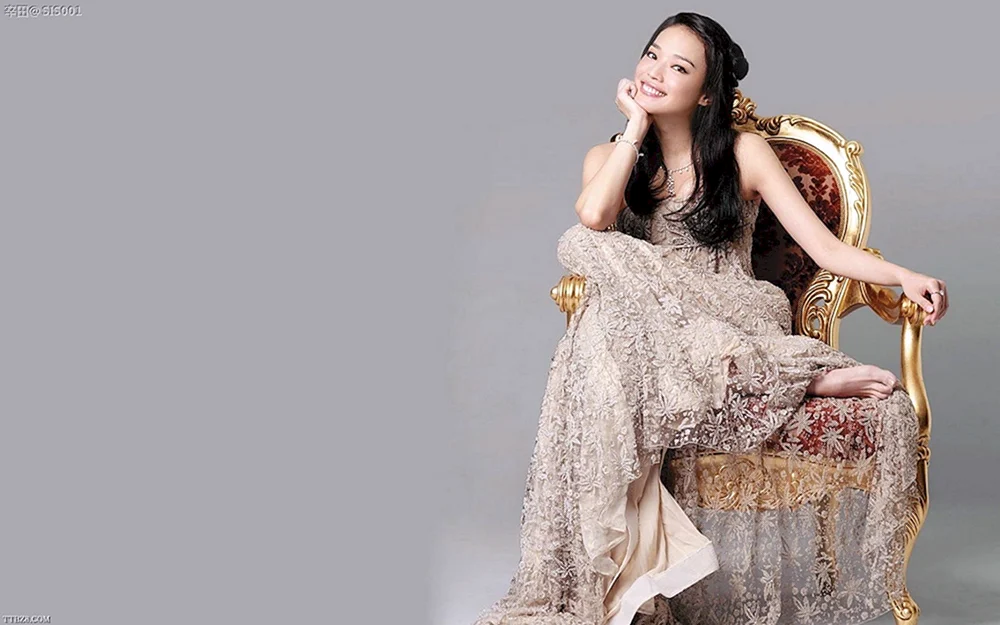 Shu Qi 2022