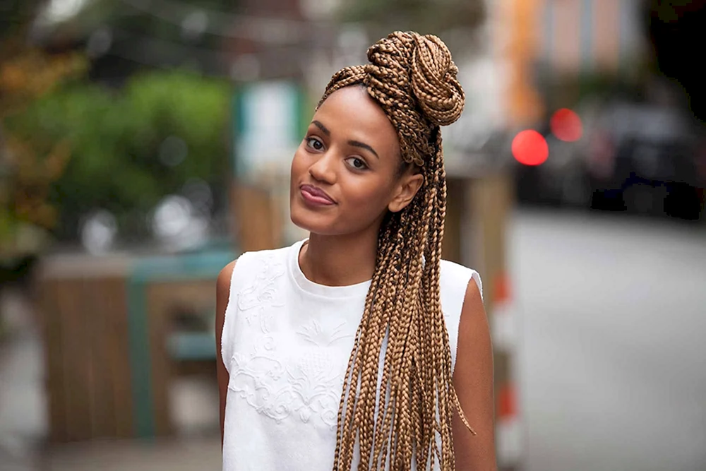 Ciara AfroKos